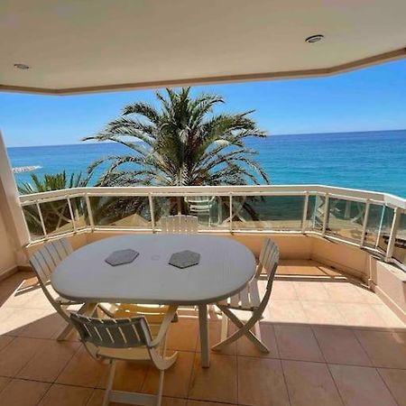 Appartement Bord De Mer Avec Garage Menton Eksteriør billede