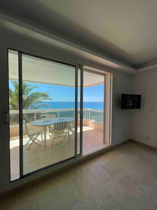 Appartement Bord De Mer Avec Garage Menton Eksteriør billede