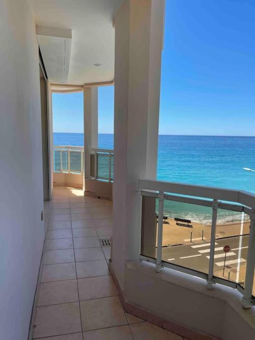 Appartement Bord De Mer Avec Garage Menton Eksteriør billede