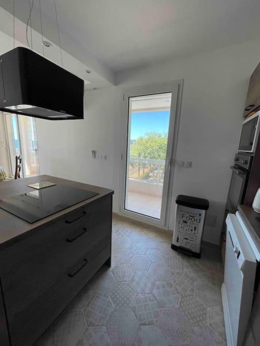 Appartement Bord De Mer Avec Garage Menton Eksteriør billede